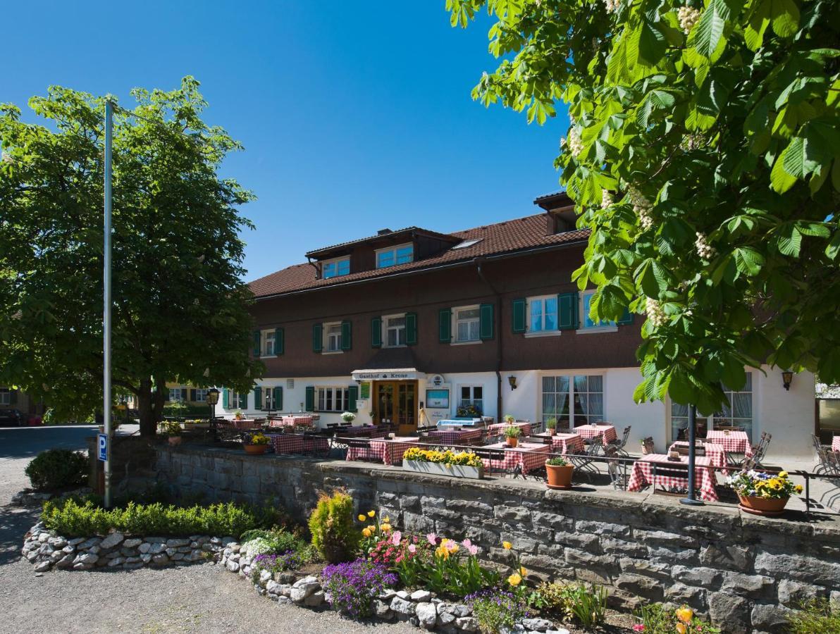 Gaestehaus Zur Krone ヴァルテンホーフェン エクステリア 写真