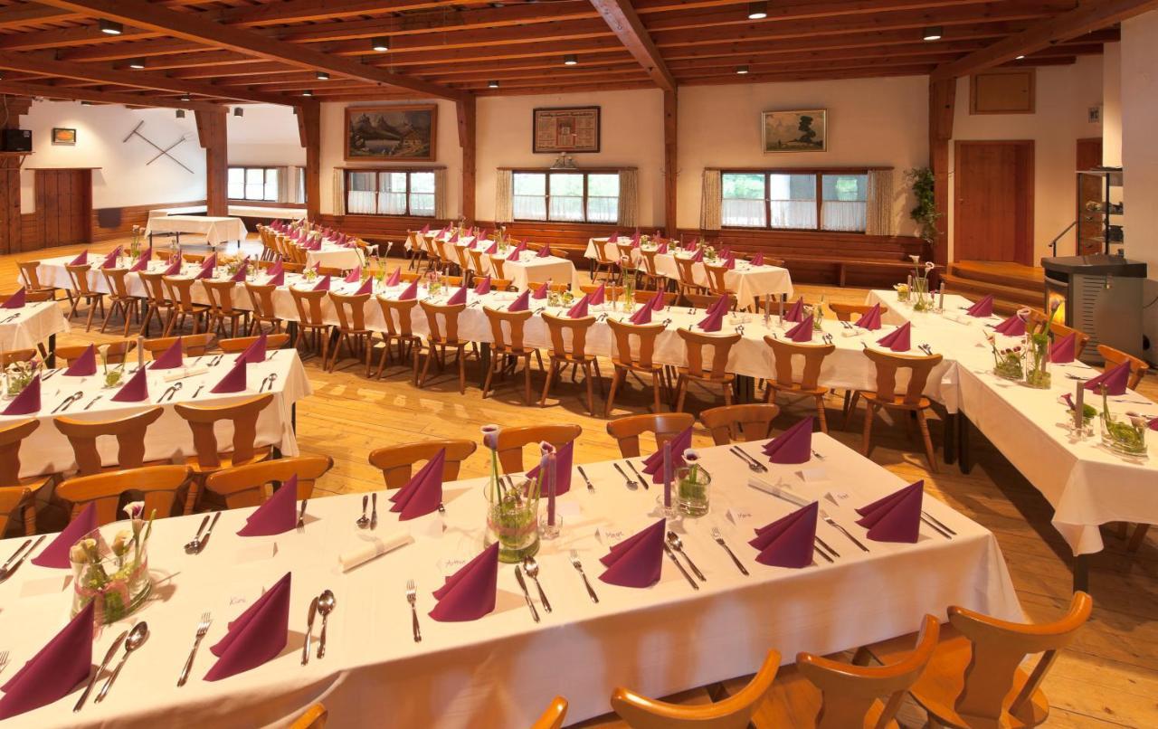 Gaestehaus Zur Krone ヴァルテンホーフェン エクステリア 写真